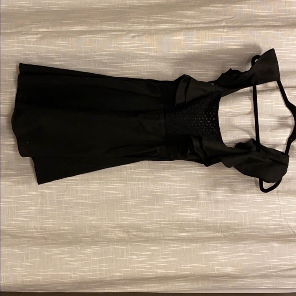 Backless linen dress